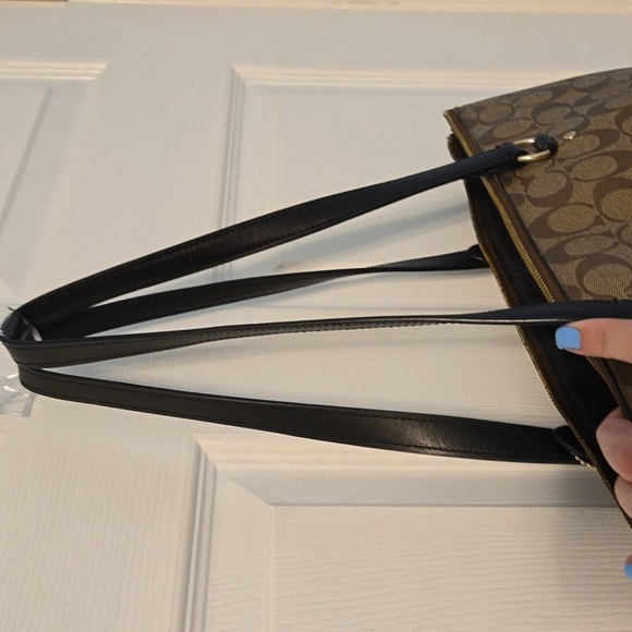 Coach shoulder bag like new - Picture 8 of 14